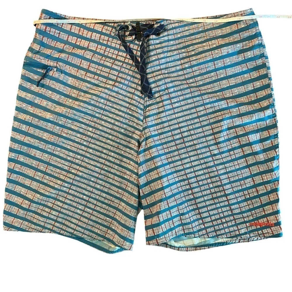 PATAGONIA MEN’S SWIM TRUNKS TEAL AND RUST ABSTRACT PATTERN SIZE 38